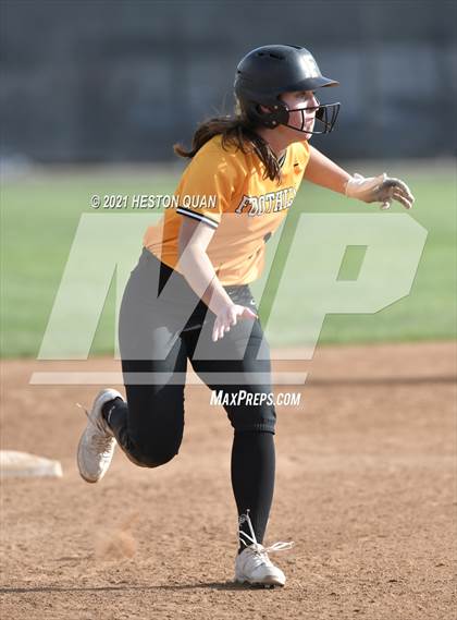 Thumbnail 1 in Canyon @ Foothill photogallery.
