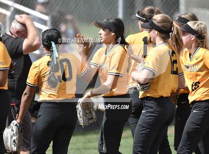 Thumbnail 2 in Canyon @ Foothill photogallery.