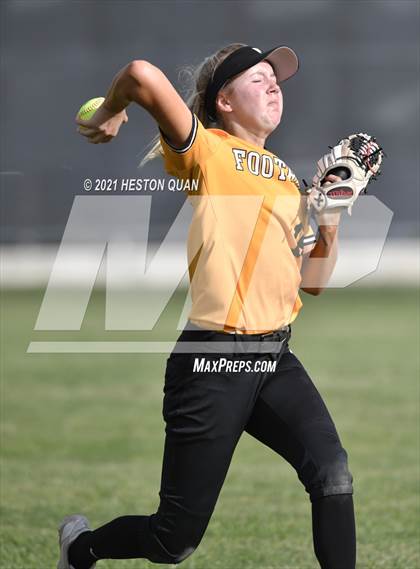 Thumbnail 1 in Canyon @ Foothill photogallery.