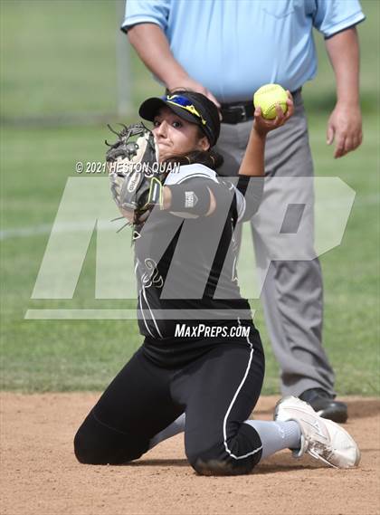 Thumbnail 1 in Canyon @ Foothill photogallery.