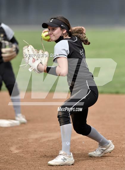 Thumbnail 1 in Canyon @ Foothill photogallery.