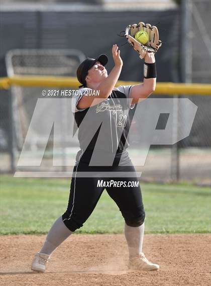 Thumbnail 1 in Canyon @ Foothill photogallery.