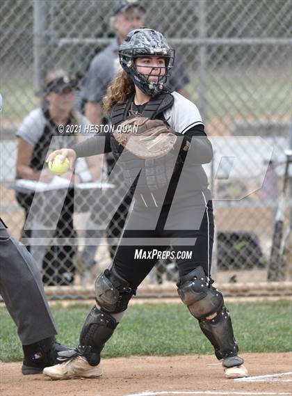 Thumbnail 1 in Canyon @ Foothill photogallery.