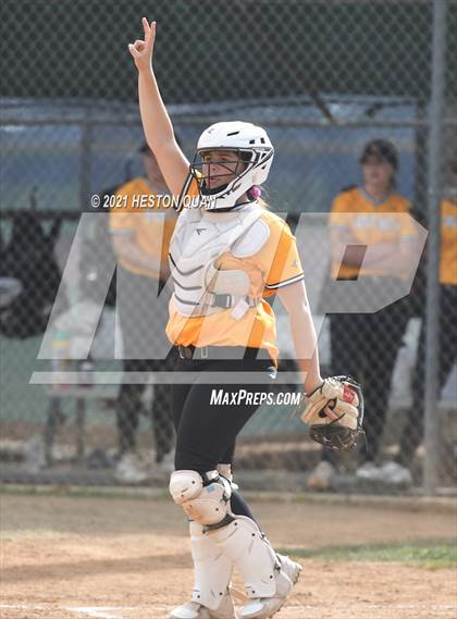 Thumbnail 1 in Canyon @ Foothill photogallery.