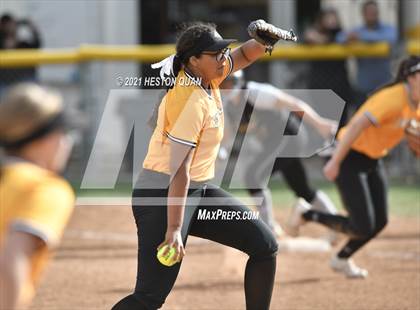 Thumbnail 2 in Canyon @ Foothill photogallery.