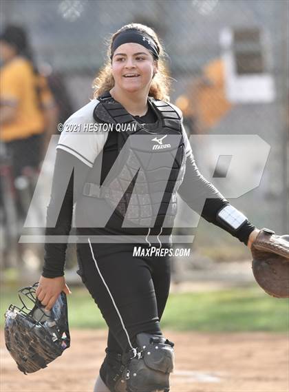 Thumbnail 1 in Canyon @ Foothill photogallery.