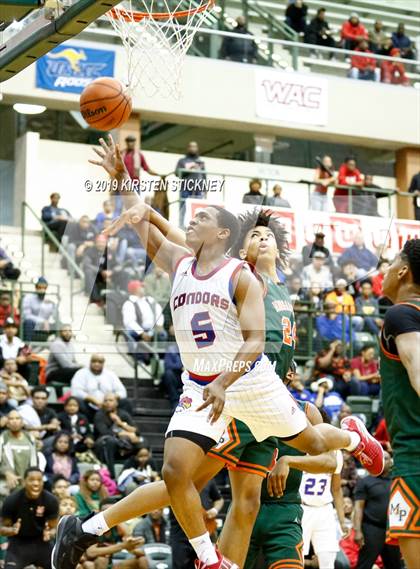 Thumbnail 2 in Morgan Park vs. Curie (CPS Championship) photogallery.