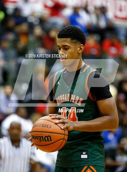 Thumbnail 3 in Morgan Park vs. Curie (CPS Championship) photogallery.