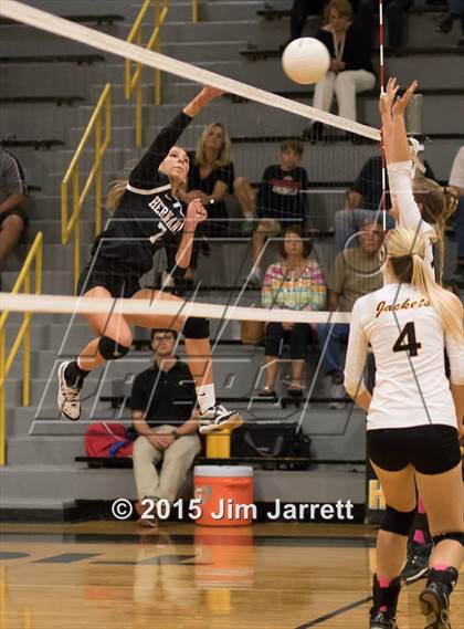 Thumbnail 2 in Starkville @ Hernando photogallery.