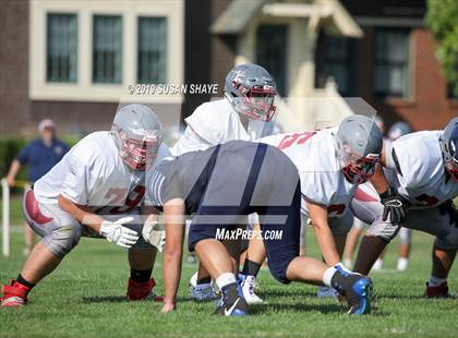 Thumbnail 3 in Phillips Exeter Academy @ St. Mark's (Scrimmage) photogallery.