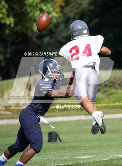 Thumbnail 3 in Phillips Exeter Academy @ St. Mark's (Scrimmage) photogallery.