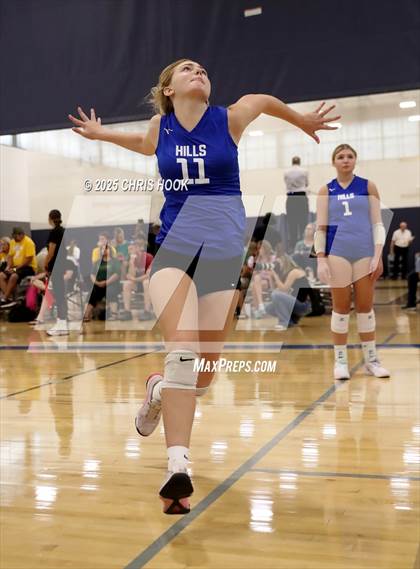 Thumbnail 1 in Catalina Foothills vs. Sahuaro (Salpointe Invitational) photogallery.