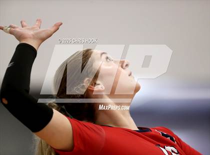 Thumbnail 2 in Catalina Foothills vs. Sahuaro (Salpointe Invitational) photogallery.
