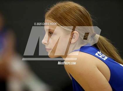 Thumbnail 3 in Catalina Foothills vs. Sahuaro (Salpointe Invitational) photogallery.