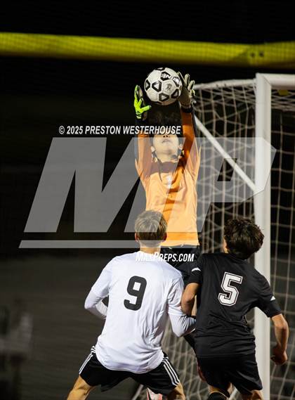 Thumbnail 2 in Newbury Park @ Oaks Christian photogallery.