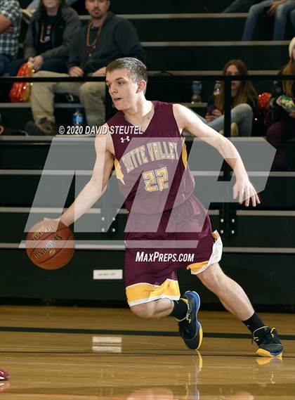 Thumbnail 2 in Butte Valley vs. Big Valley (CIF Northern Section D7 Final) photogallery.