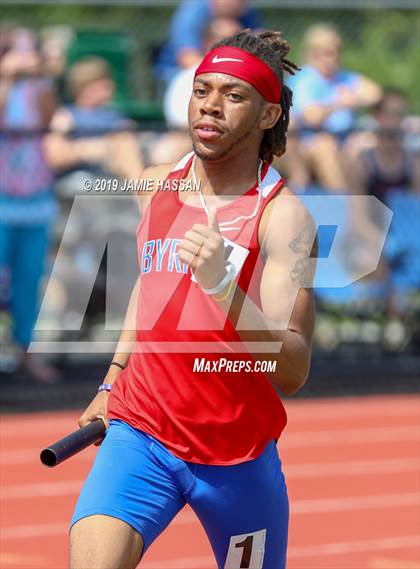 Thumbnail 1 in SCHSL AAAAA State Qualifier (Boys Running Events) photogallery.