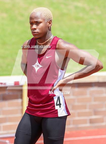 Thumbnail 2 in SCHSL AAAAA State Qualifier (Boys Running Events) photogallery.