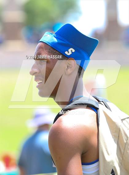 Thumbnail 3 in SCHSL AAAAA State Qualifier (Boys Running Events) photogallery.