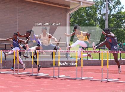 Thumbnail 3 in SCHSL AAAAA State Qualifier (Boys Running Events) photogallery.