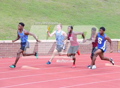 Thumbnail 2 in SCHSL AAAAA State Qualifier (Boys Running Events) photogallery.