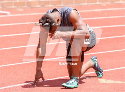Thumbnail 2 in SCHSL AAAAA State Qualifier (Boys Running Events) photogallery.
