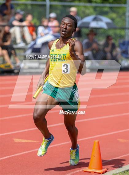 Thumbnail 3 in SCHSL AAAAA State Qualifier (Boys Running Events) photogallery.