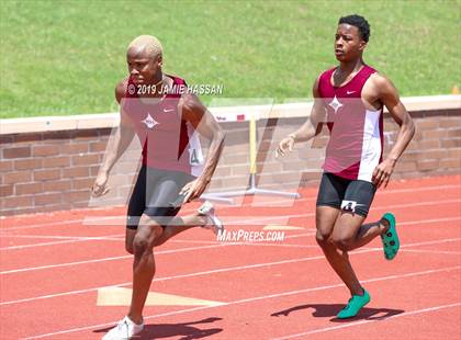 Thumbnail 2 in SCHSL AAAAA State Qualifier (Boys Running Events) photogallery.