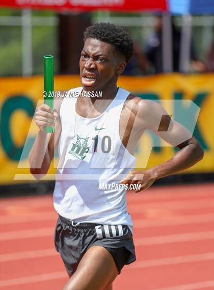Thumbnail 1 in SCHSL AAAAA State Qualifier (Boys Running Events) photogallery.