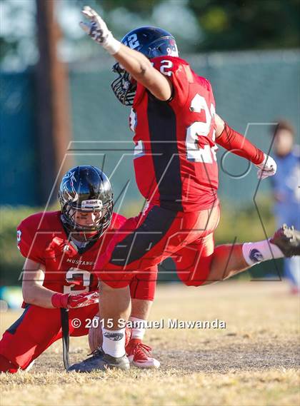 Thumbnail 2 in Venice @ Arleta (CIF LACS Playoff) photogallery.