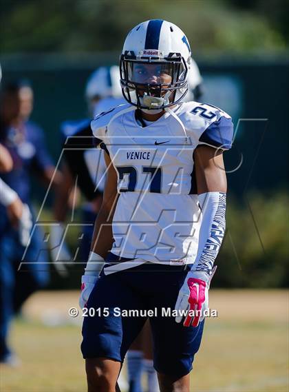 Thumbnail 3 in Venice @ Arleta (CIF LACS Playoff) photogallery.