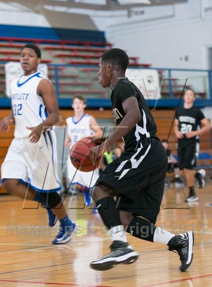 Thumbnail 1 in Houston vs Bartlett photogallery.