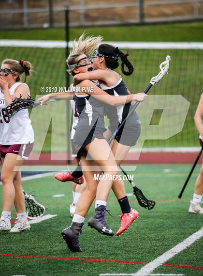 Thumbnail 2 in Monroe-Woodbury vs Kingston (Section 9 Class A Championship) photogallery.