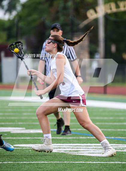Thumbnail 2 in Monroe-Woodbury vs Kingston (Section 9 Class A Championship) photogallery.