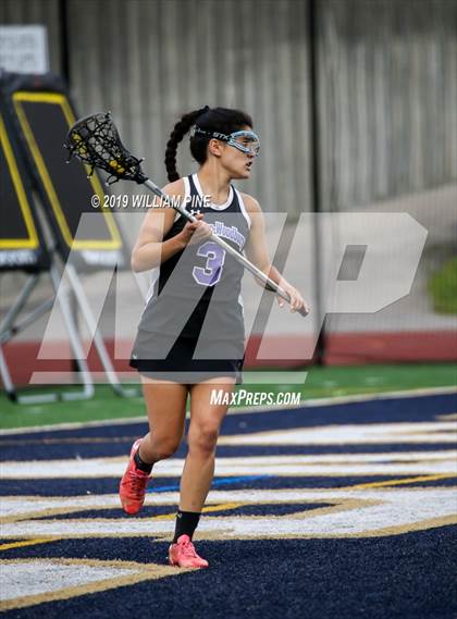 Thumbnail 3 in Monroe-Woodbury vs Kingston (Section 9 Class A Championship) photogallery.