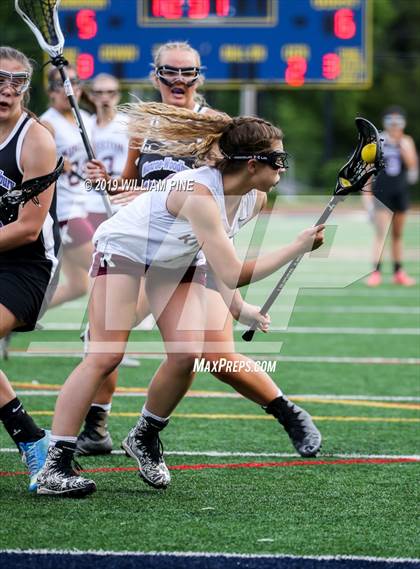 Thumbnail 2 in Monroe-Woodbury vs Kingston (Section 9 Class A Championship) photogallery.