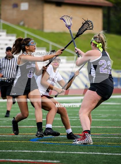 Thumbnail 3 in Monroe-Woodbury vs Kingston (Section 9 Class A Championship) photogallery.
