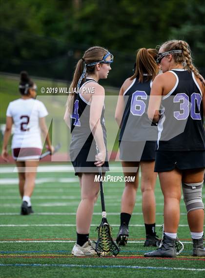 Thumbnail 3 in Monroe-Woodbury vs Kingston (Section 9 Class A Championship) photogallery.