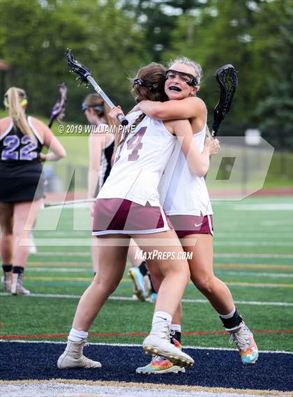 Thumbnail 2 in Monroe-Woodbury vs Kingston (Section 9 Class A Championship) photogallery.