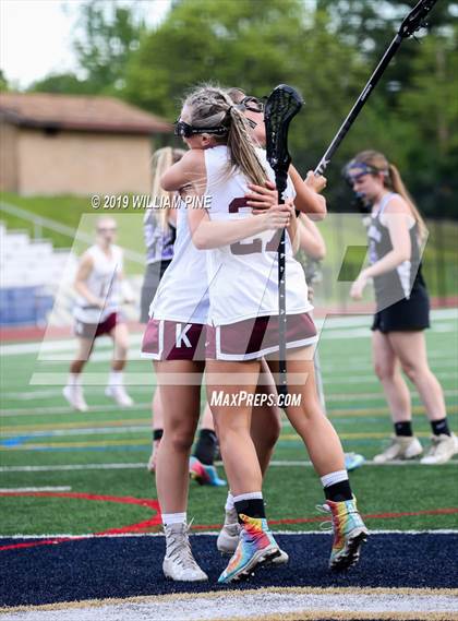 Thumbnail 3 in Monroe-Woodbury vs Kingston (Section 9 Class A Championship) photogallery.