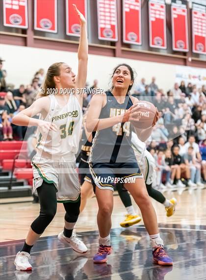 Thumbnail 3 in Pinewood vs. Menlo School (CCS-CIF Playoffs) photogallery.