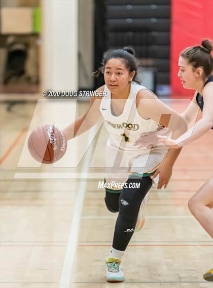 Thumbnail 2 in Pinewood vs. Menlo School (CCS-CIF Playoffs) photogallery.