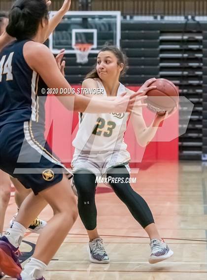 Thumbnail 1 in Pinewood vs. Menlo School (CCS-CIF Playoffs) photogallery.