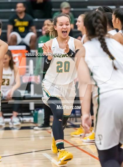 Thumbnail 1 in Pinewood vs. Menlo School (CCS-CIF Playoffs) photogallery.