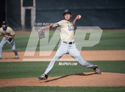 Thumbnail 1 in Del Norte @ Poway photogallery.
