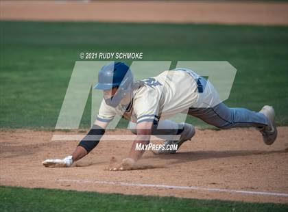 Thumbnail 3 in Del Norte @ Poway photogallery.