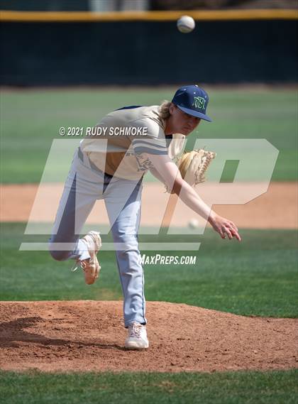 Thumbnail 3 in Del Norte @ Poway photogallery.