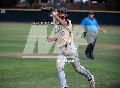 Thumbnail 2 in Del Norte @ Poway photogallery.