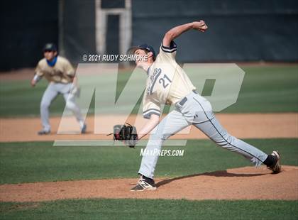 Thumbnail 3 in Del Norte @ Poway photogallery.