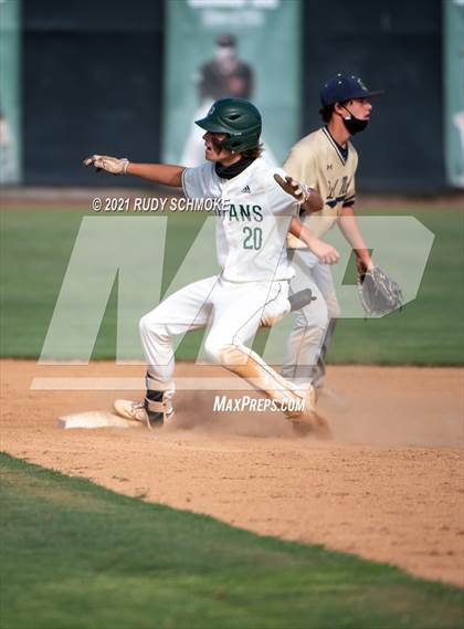 Thumbnail 1 in Del Norte @ Poway photogallery.